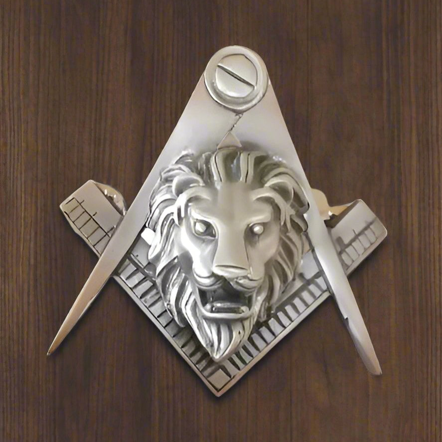 Master Mason Blue Lodge Pin - Square & Compass With Lion's Head - Bricks Masons