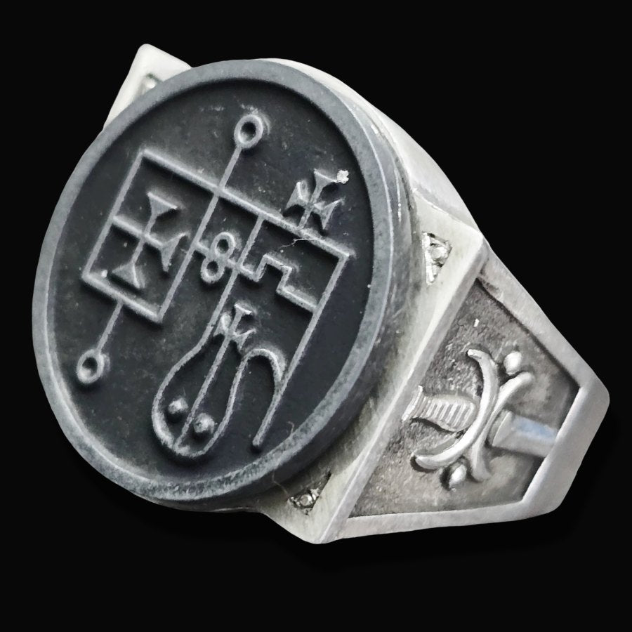 Demon Ring 25 COUNT PRESIDENT GLASYA LABOLAS 72 Demons Lesser Key of Solomon Goetia In Silver 2.2 cm x 1.8 cm 18 Gr Art 1803 - Bricks Masons