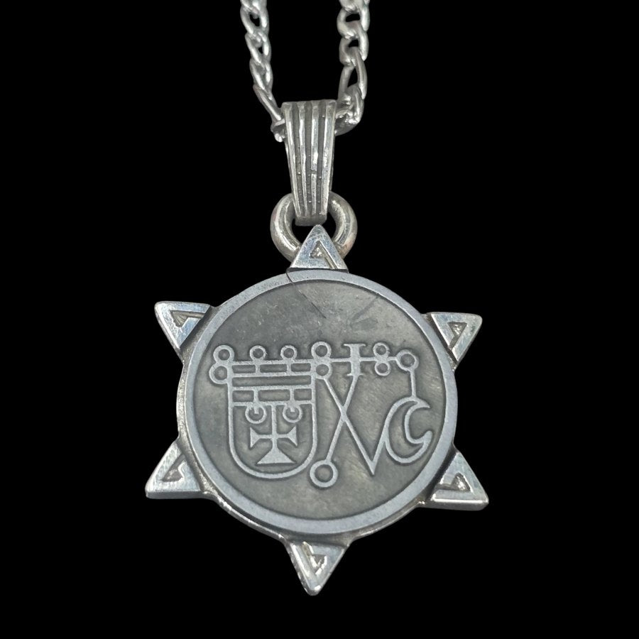 I wove the Demon 18 DUKE BATHIN and the Secret Seal of Solomon, 72 Demons, Lesser Key of Solomon, Goetia, in Silver, 3 x 2.5 cm, 12 g, Art 1877 - Bricks Masons