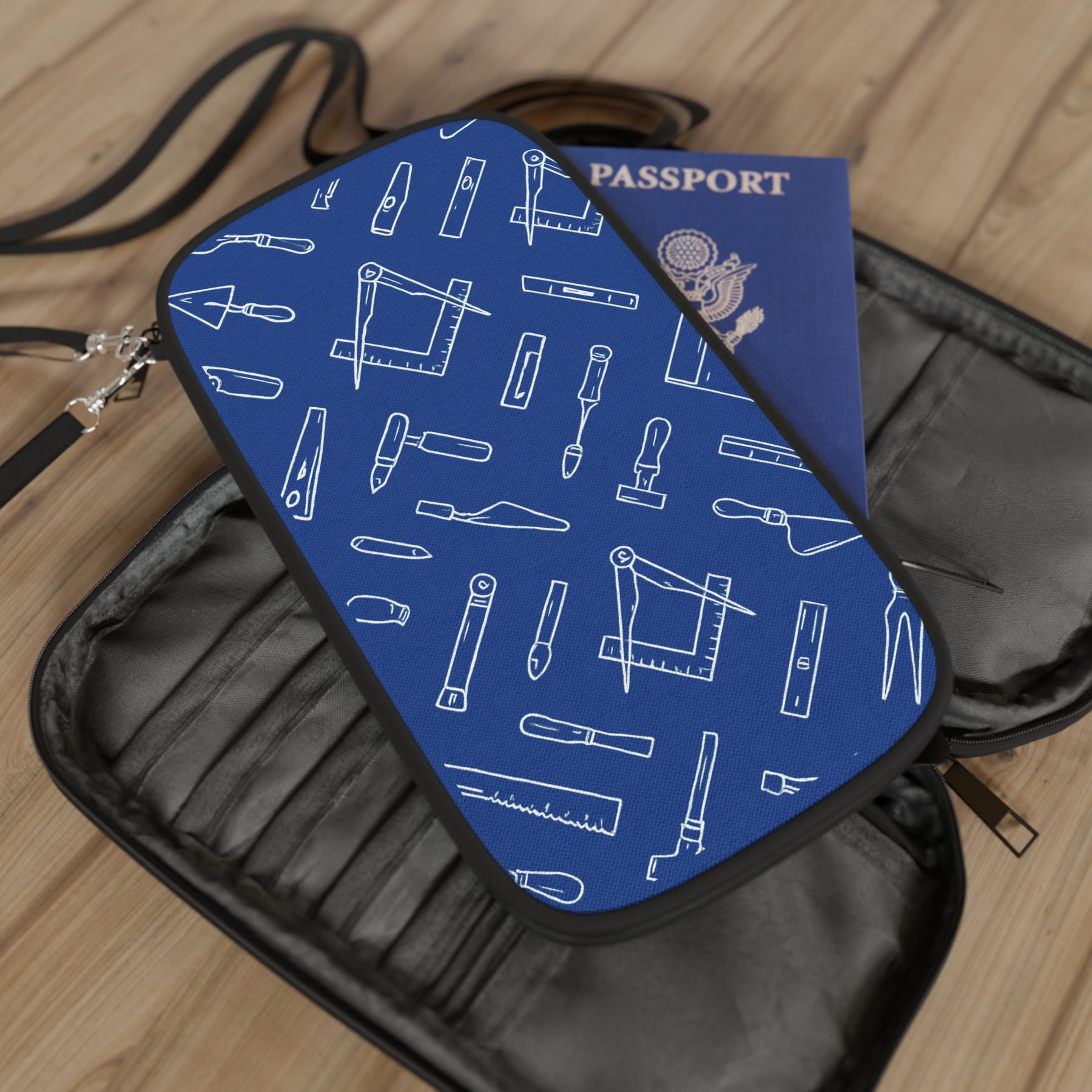Master Mason Blue Lodge Passport Wallet - Blue & White Working Tools - Bricks Masons