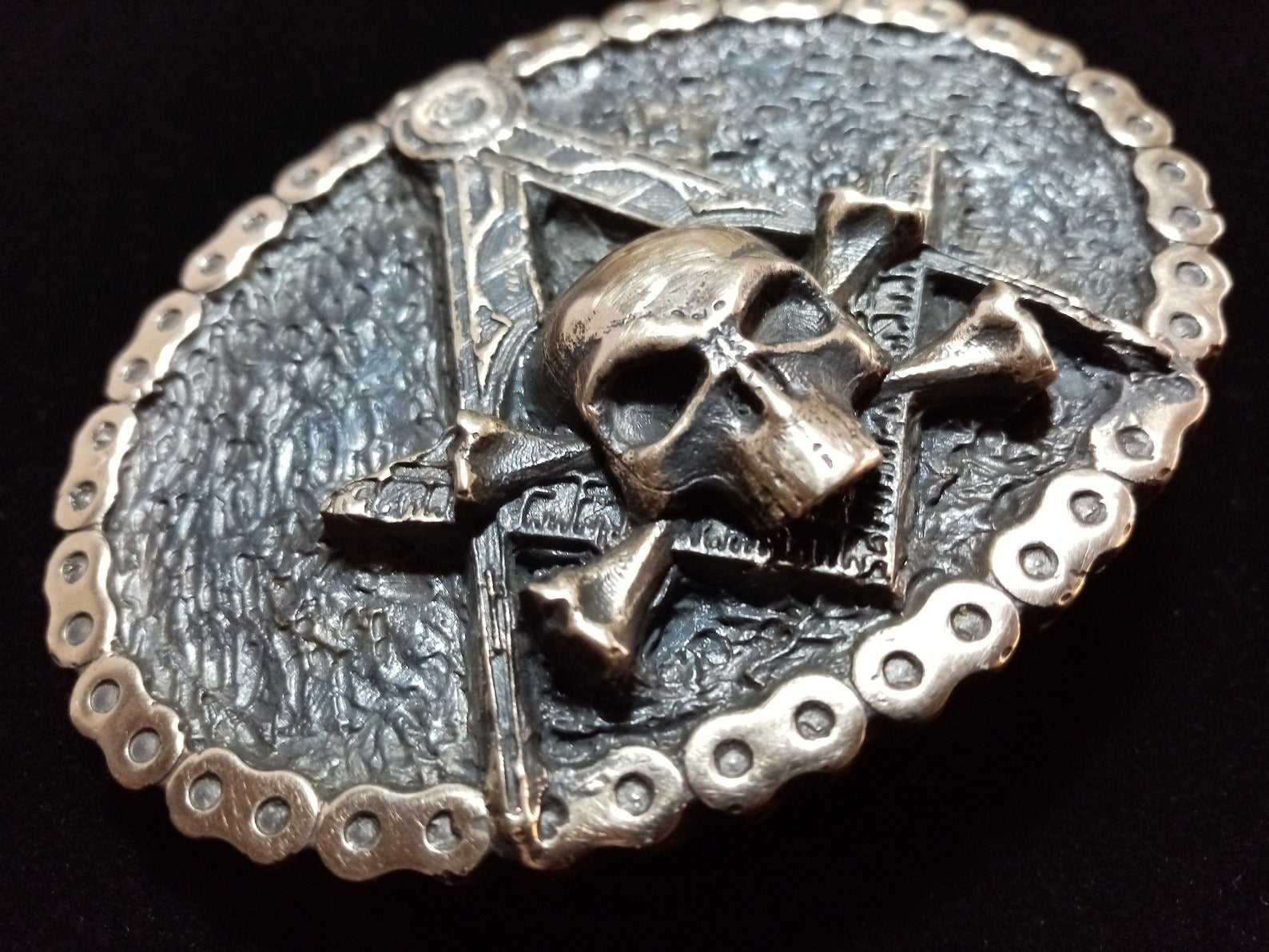 Widows Sons Belt Buckle - Handcrafted Bronze Square & Compass With Skull & Bones - Bricks Masons