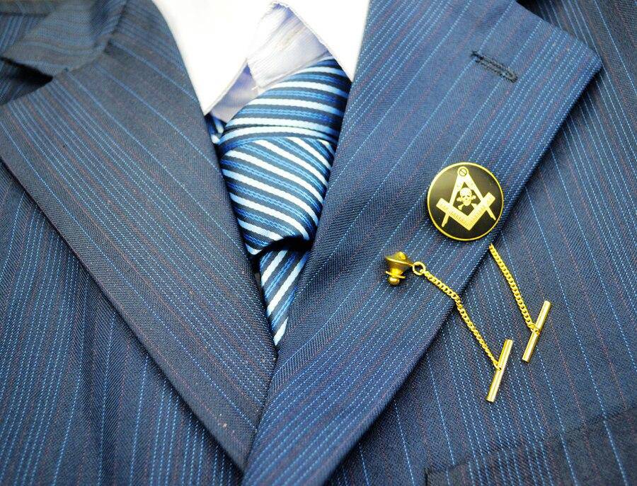 Widows Sons Lapel Pin - Skull & Bones - Bricks Masons