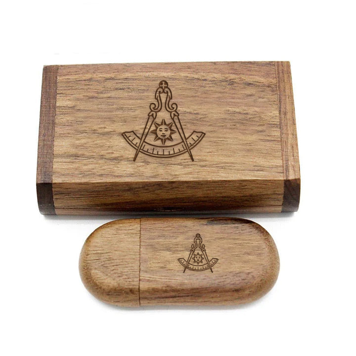 Past Master Blue Lodge California Regulation USB Flash Drives - Various Wood Colors - Bricks Masons